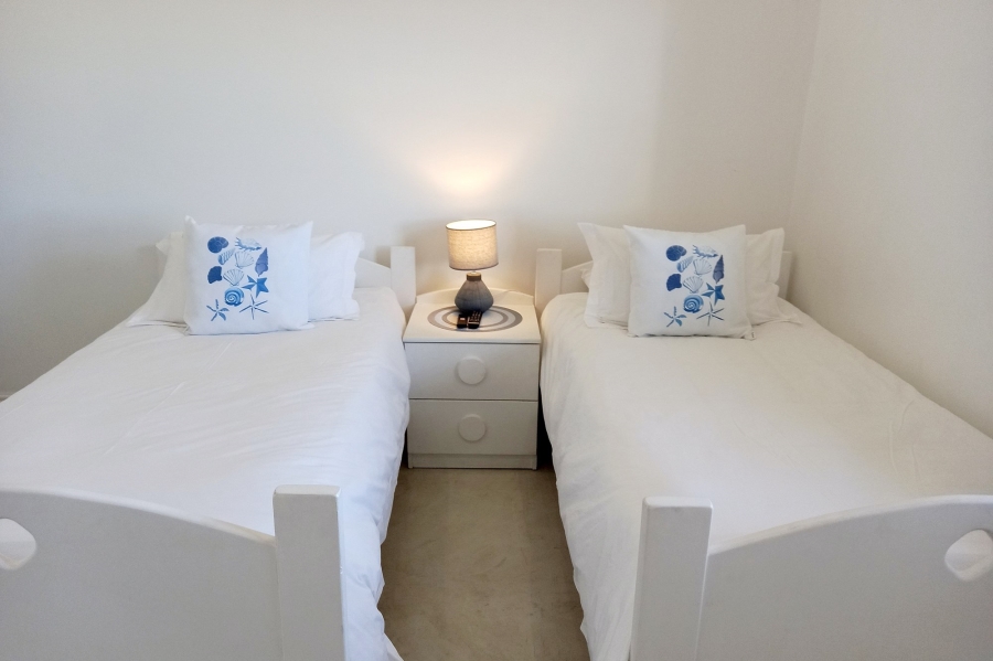 4 Bedroom Property for Sale in Jacobsbaai Western Cape
